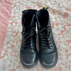 Dr Martens Delaney lace boot
